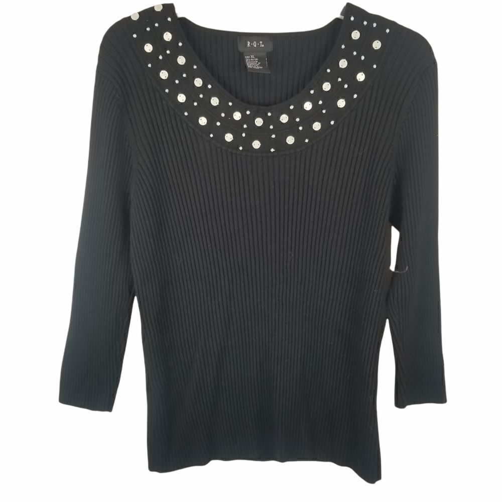 R-Q-T RIBBED BLACK KNIT SWEATER W/ BEADS. SZ XL